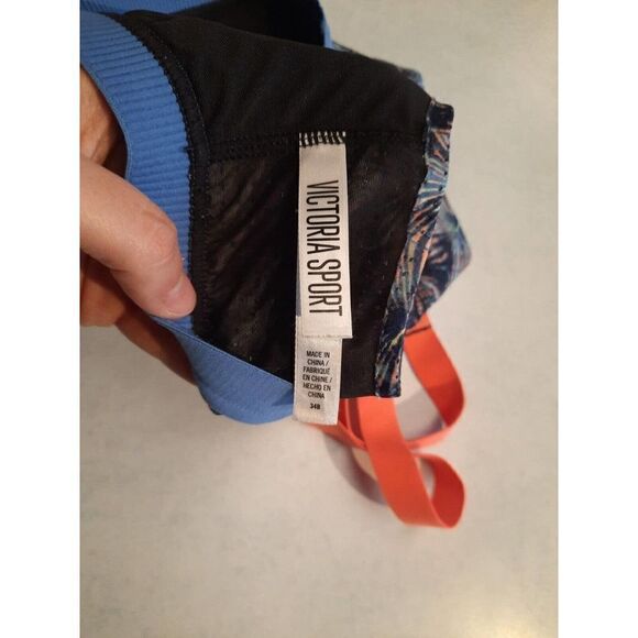 Victoria's Secret Women’s 34B VSX Sport Bra Firework Pull On Padded Wireless - Picture 3 of 3